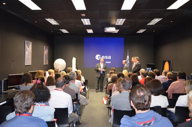 Villanueva de la Cañada acoge unas jornadas de la Agencia Europea del Espacio para profesores
