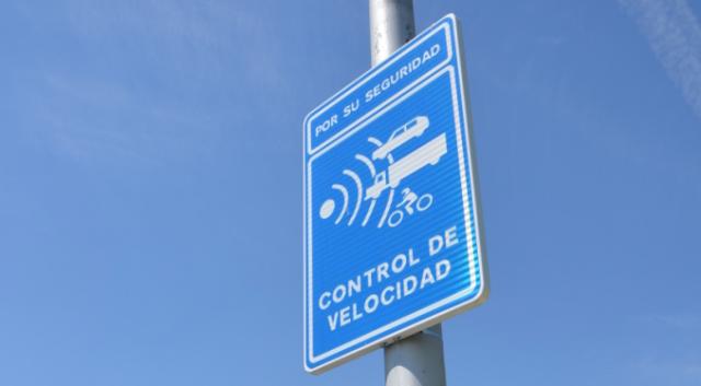 Cerca del 90% de los conductores respeta los límites de velocidad en la vía pública