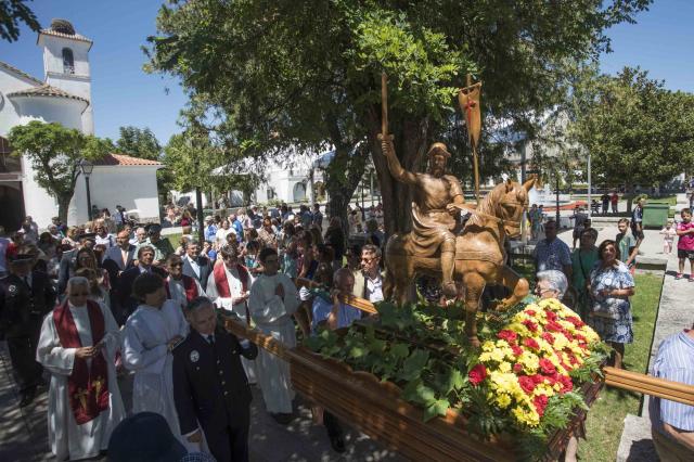 Miles de personas se dan cita en las Fiestas Patronales de Villanueva de la Cañada