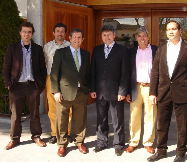 EL ALCALDE DE LA CIUDAD RUMANA DE CIUGUD VISITA VILLANUEVA DE LA CAÑADA