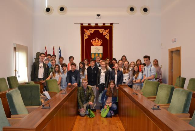 
                                                    Villanueva de la Cañada acoge a estudiantes de Secundaria de Düsseldorf