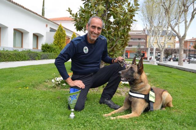 
                                                    La Unidad Canina de la Policía Local, entre las ganadoras de la XV Carrera de Guías Caninos de la ECIDEF