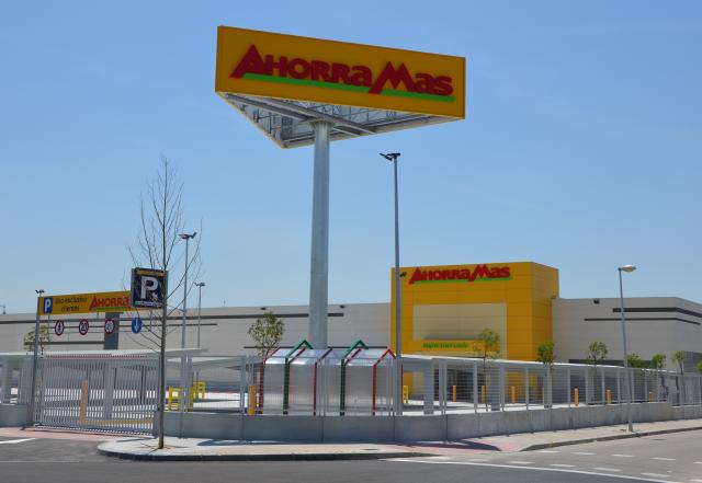 
                                                    El Ayuntamiento otorga la licencia de apertura y puesta en funcionamiento a AhorraMas