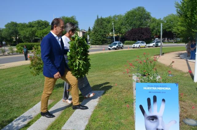 Acto en recuerdo de Miguel Ángel Blanco y de todas las víctimas del terrorismo en Villanueva de La Cañada
