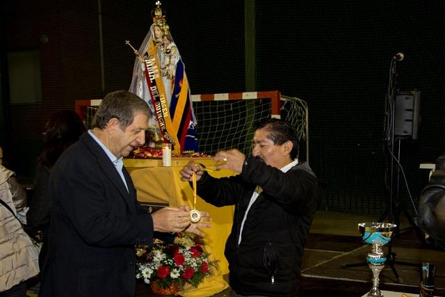 
                                                    La comunidad ecuatoriana de Villanueva de La Cañada celebra su patrona, la Virgen del Quinche