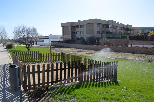 El Alcalde de Villanueva de la Cañada visita las obras de ajardinamiento del Sector 2 “Las Cárcavas”