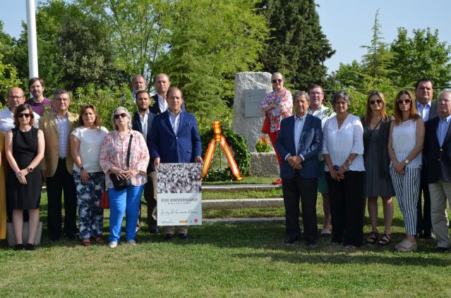 
                                                    Villanueva de la Cañada rinde homenaje a Miguel Ángel Blanco