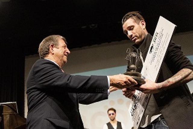 
                                                    Villanueva de la Cañada acoge el I Festival de la Canción con El Transistor