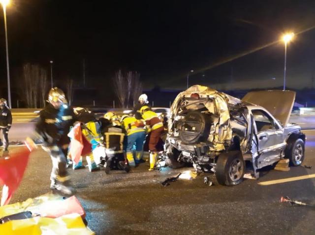 Aparatoso accidente múltiple en la A-6 en el término municipal de Las Rozas