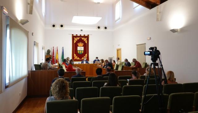 Villanueva de la Cañada aprueba destinar un millón de euros a medidas para paliar los efectos del COVID-19