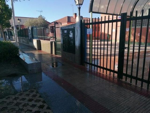 Villanueva del Pardillo amplía los trabajos de desinfección en las calles de entrada a los centros escolares