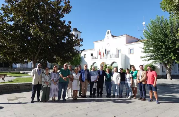 El Ayuntamiento de Villanueva de la Cañada entrega la cuantía recaudada con fines solidarios en las fiestas patronales