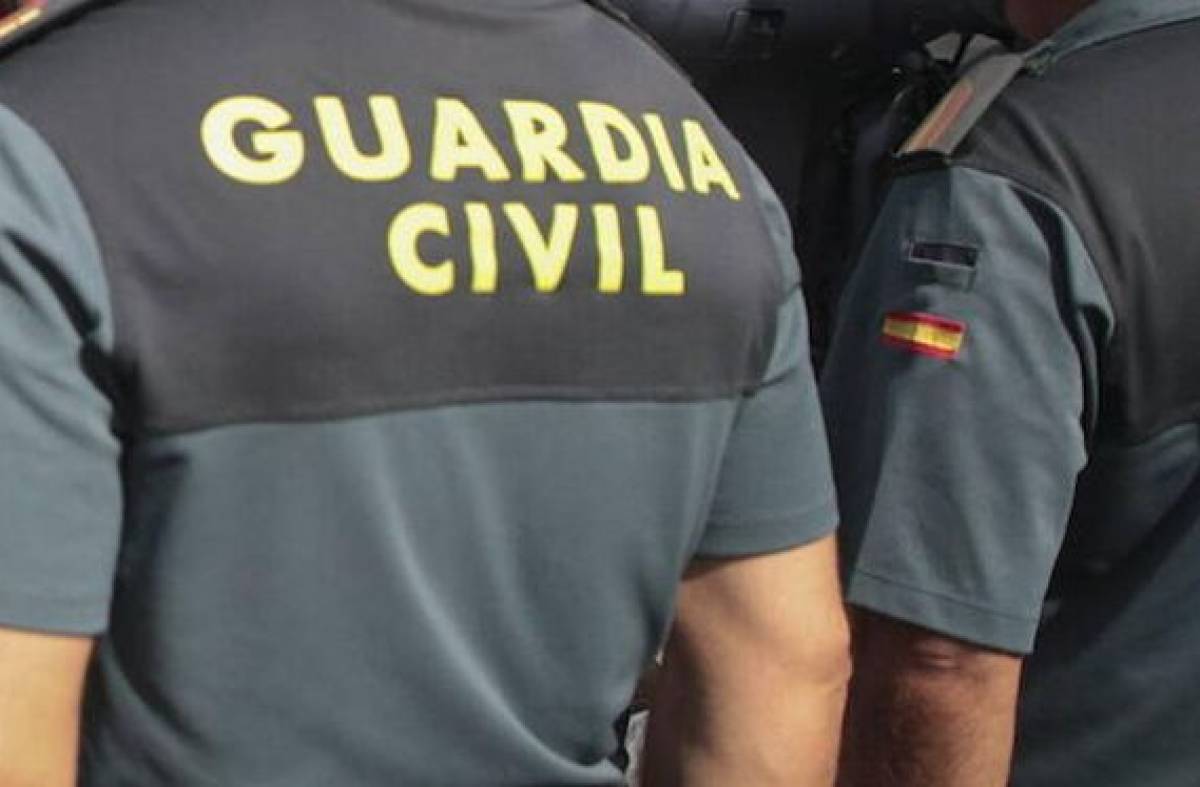 
                                                    Desmantelado un grupo de menores que vendían hachís y obligaban a otro a hacerlo en un instituto de Villanueva de la Cañada