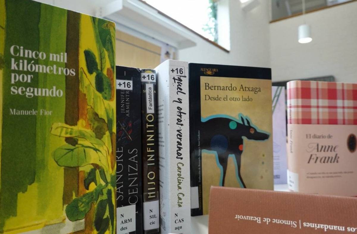 
                                                    Villanueva de la Cañada adquiere más de un centenar de libros con cargo a los Fondos Next Generation EU