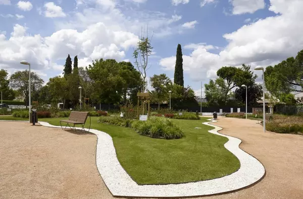 Abierto al público el parque de La Estrella de Villanueva de la Cañada tras su remodelación