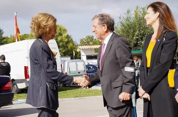 Villanueva de la Cañada recibe la visita de Su Majestad la Reina Doña Sofía