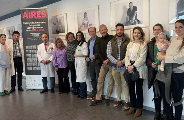 El Hospital Puerta de Hierro alberga una exposición que muestra la vida de pacientes con Asma y EPOC