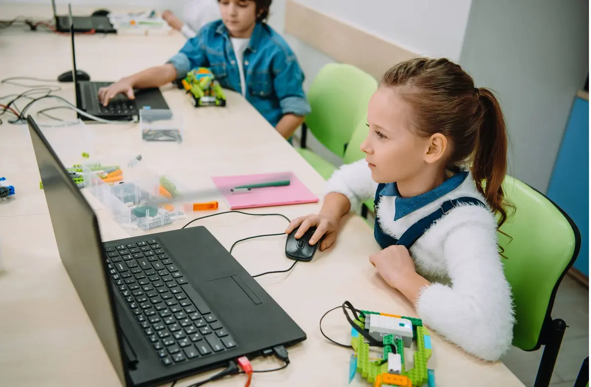 Villanueva de la Cañada organiza un Campamento Digital gratuito: se abren las inscripciones