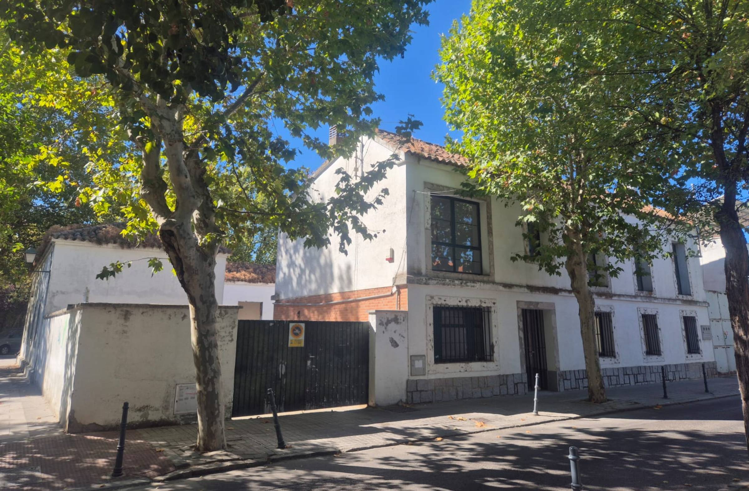 El Ayuntamiento de Villanueva de la Cañada pone en marcha las obras del edificio de la calle Rosales 