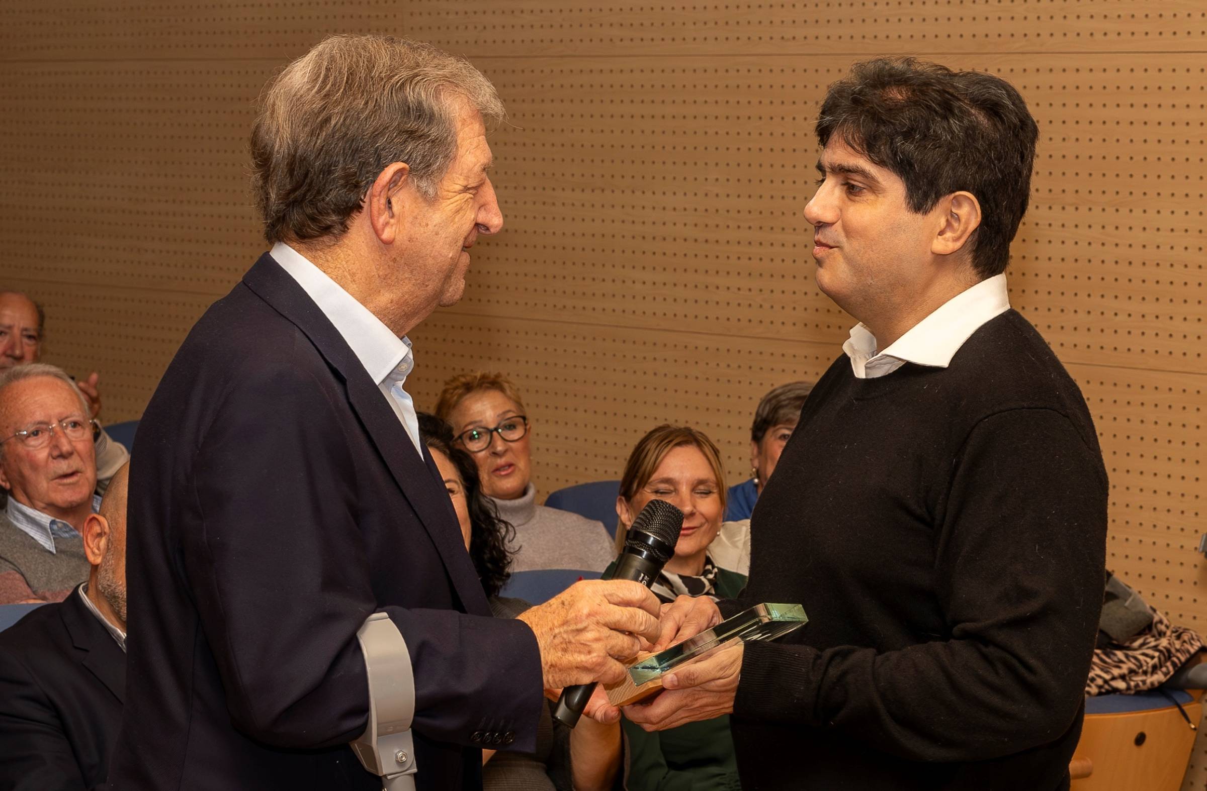 Villanueva de la Cañada rinde homenaje a Manuel de la Calva, integrante de El Dúo Dinámico