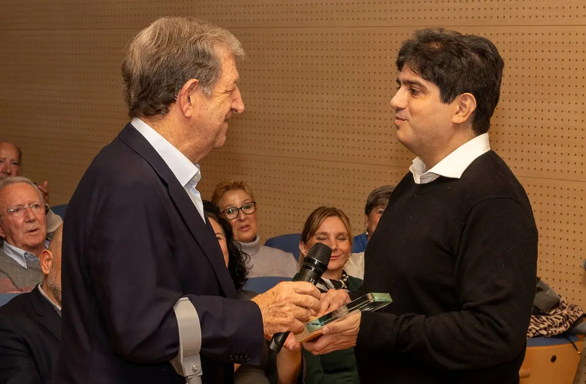 Villanueva de la Cañada rinde homenaje a Manuel de la Calva, integrante de El Dúo Dinámico