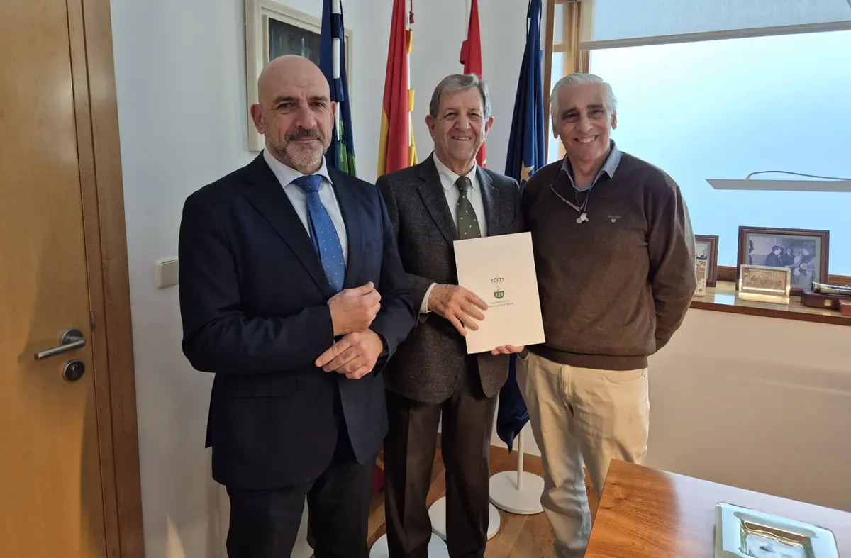 El Ayuntamiento de Villanueva de la Cañada y Cáritas unen fuerzas para ayudar a familias desfavorecidas