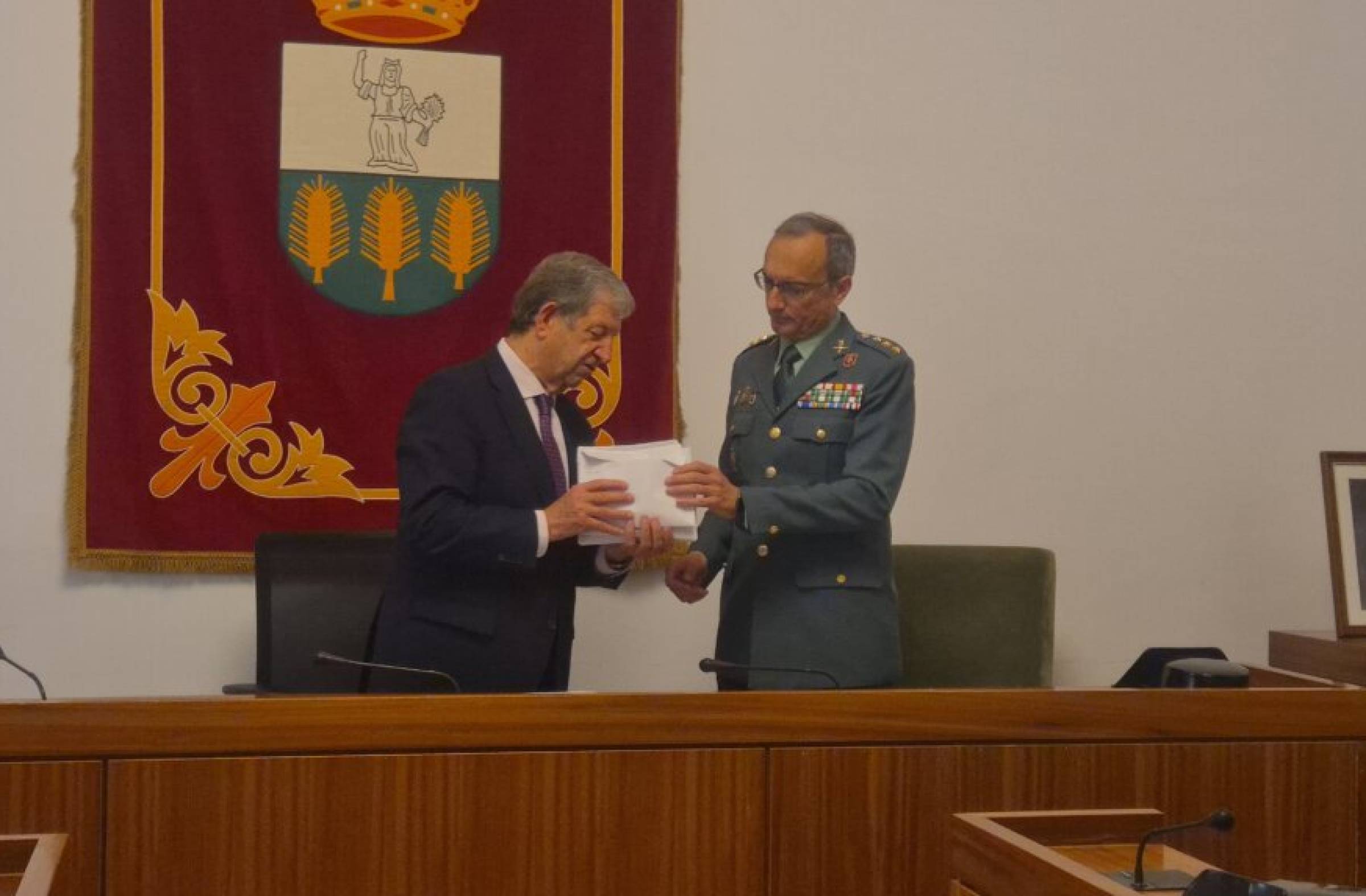 Villanueva de la Cañada cede seis viviendas a la Guardia Civil para agentes destinados en el municipio