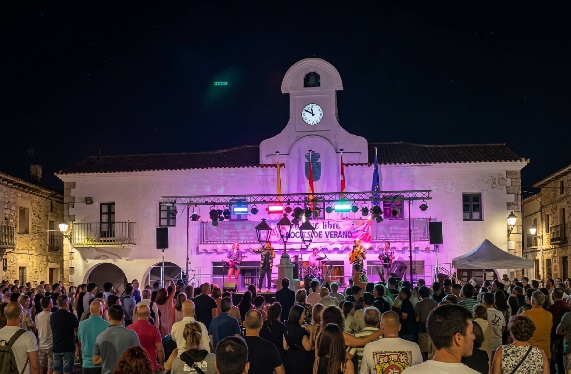 
                                                    Vuelven las 'Noches de Verano' a Villanueva del Pardillo: conciertos, danza y flamenco gratis en la Plaza Mayor