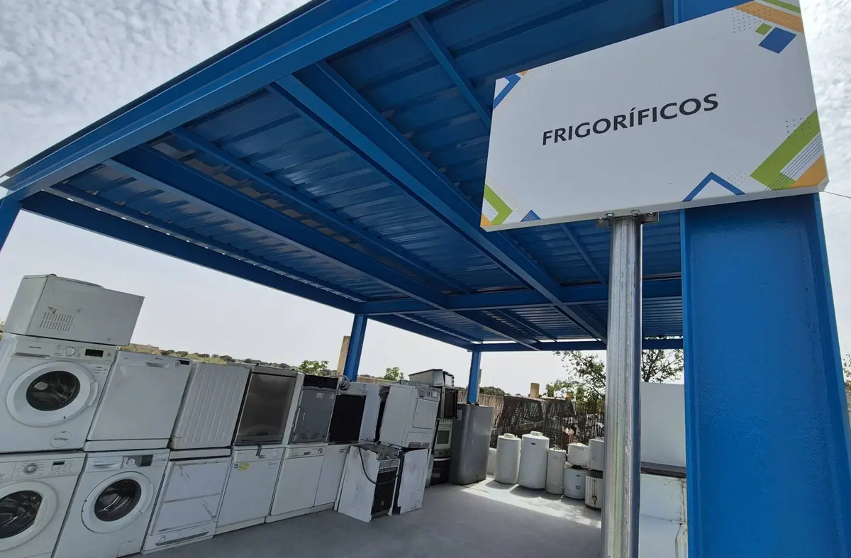     El Punto Limpio de Villanueva de la Cañada amplía y mejora sus instalaciones 