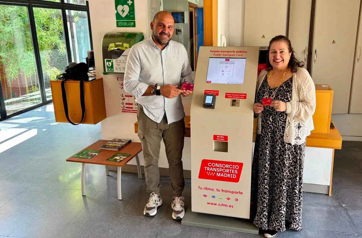 Villanueva del Pardillo instala un punto de recarga de tarjetas de transporte público 