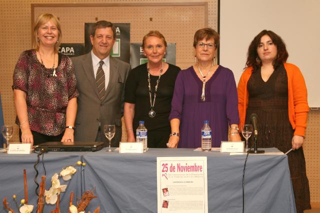Villanueva de la Cañada celebra el Día Internacional de la eliminación de la violencia contra las mujeres.