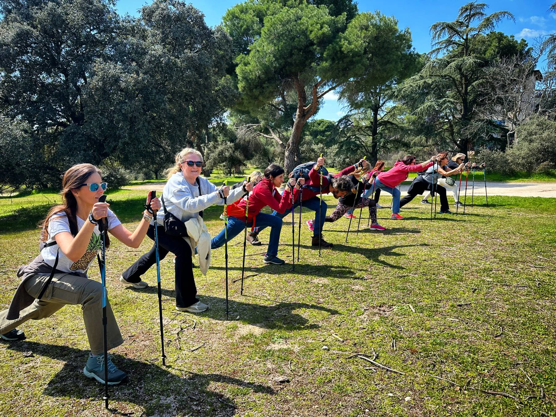 Clase gratuita de Marcha Nórdica en septiembre en Majadahonda