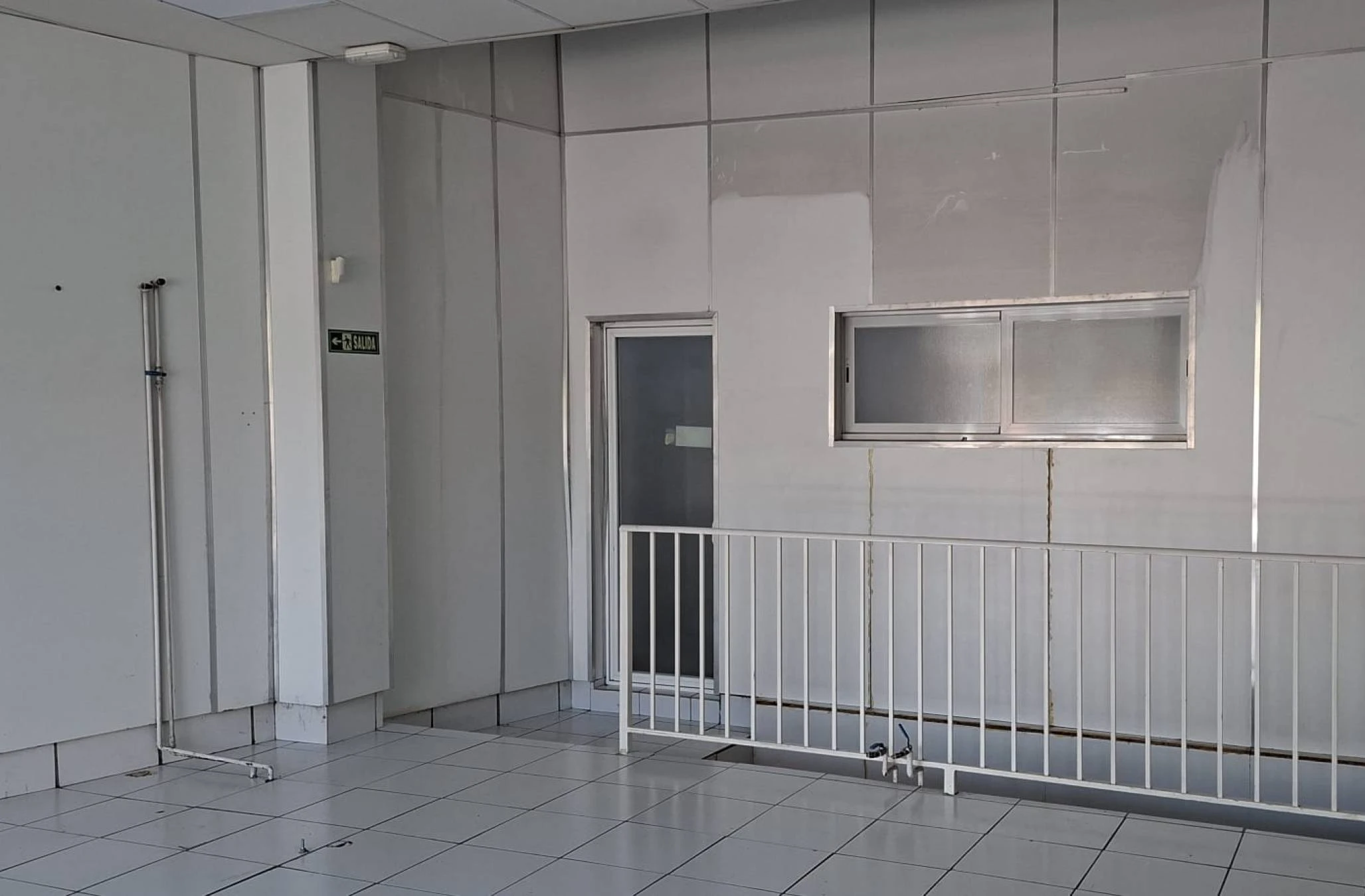 Se necesita asesor inmobiliario.