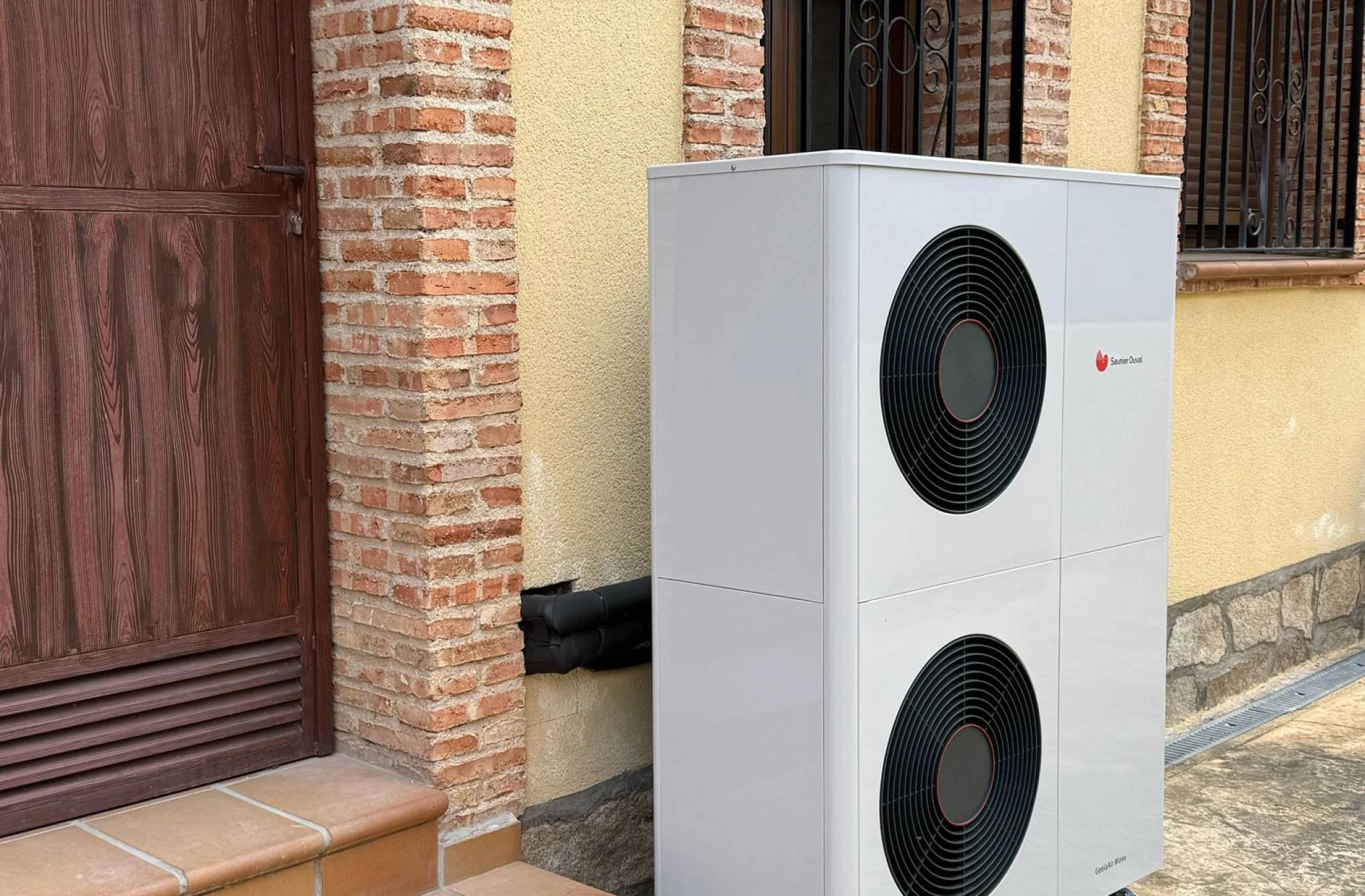 BUSCAMOS TÉCNICOS CALEFACCIÓN y CLIMATIZACIÓN 