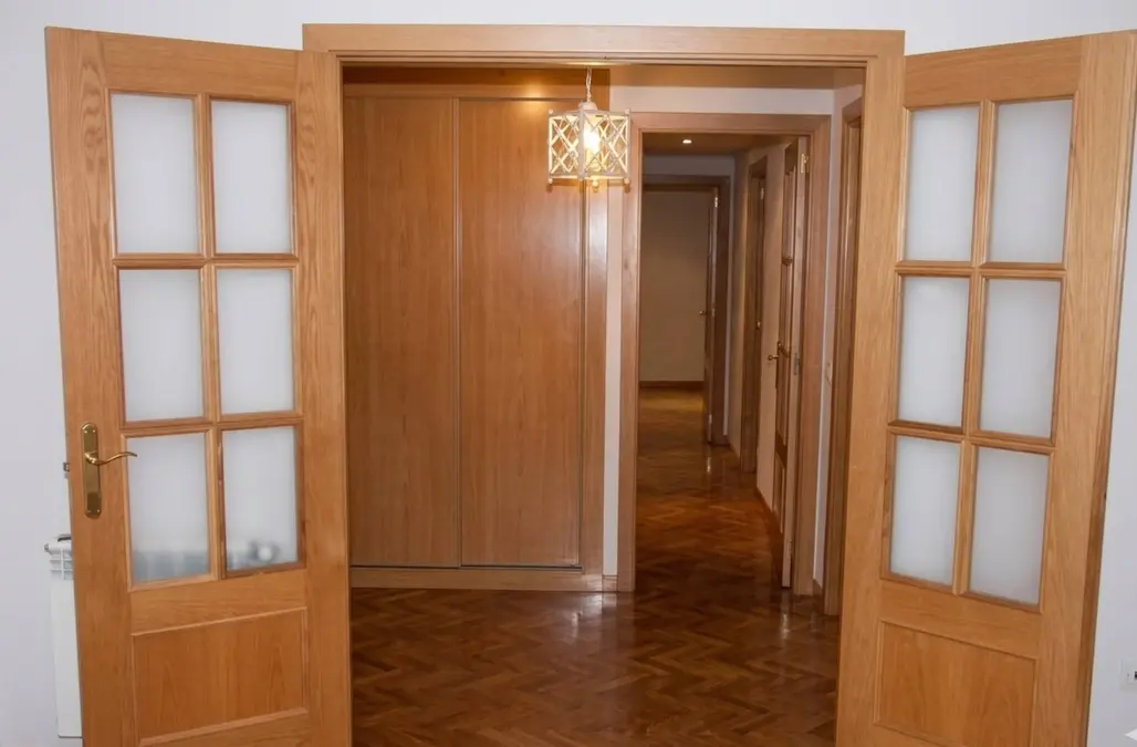 Piso de 130 m2 en alquiler en Majadahonda, Valle de la Oliva - 2.000 €/mes