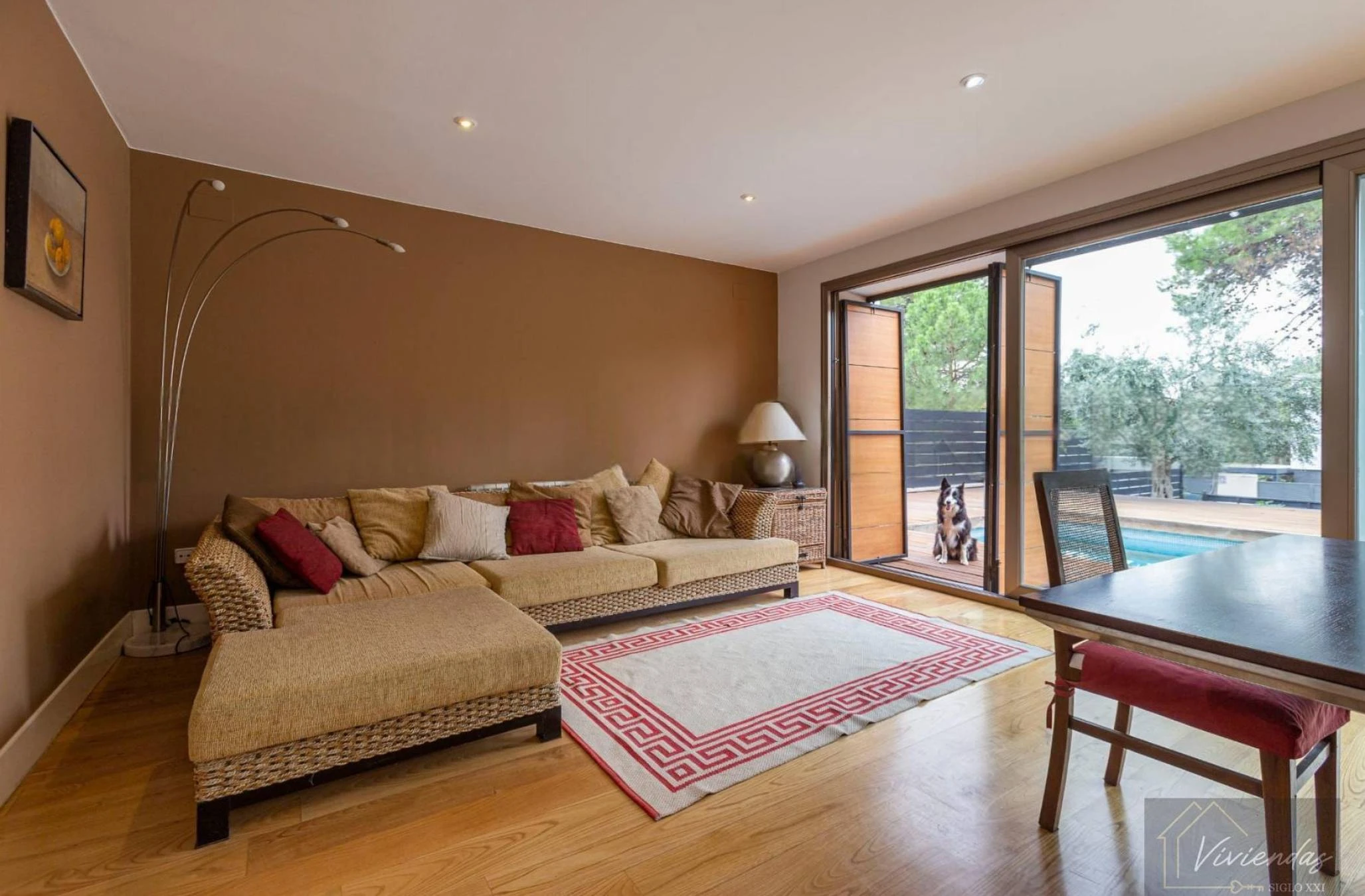 MARAVILLOSO CHALET INDEPENDIENTE EN ALQUILER